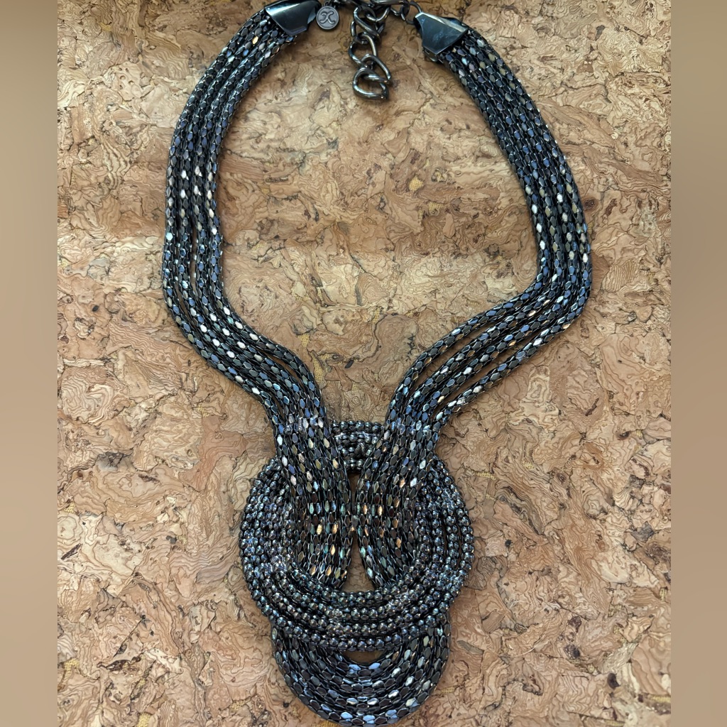Melrose And Market Statement Necklace 15$